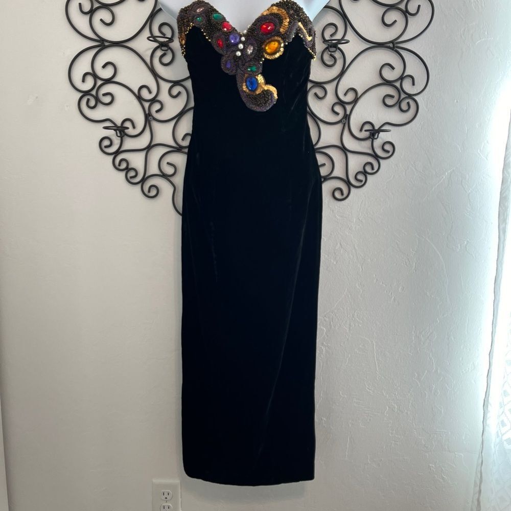 Elegant Black Beaded Prom Dress - Picture 9 of 15